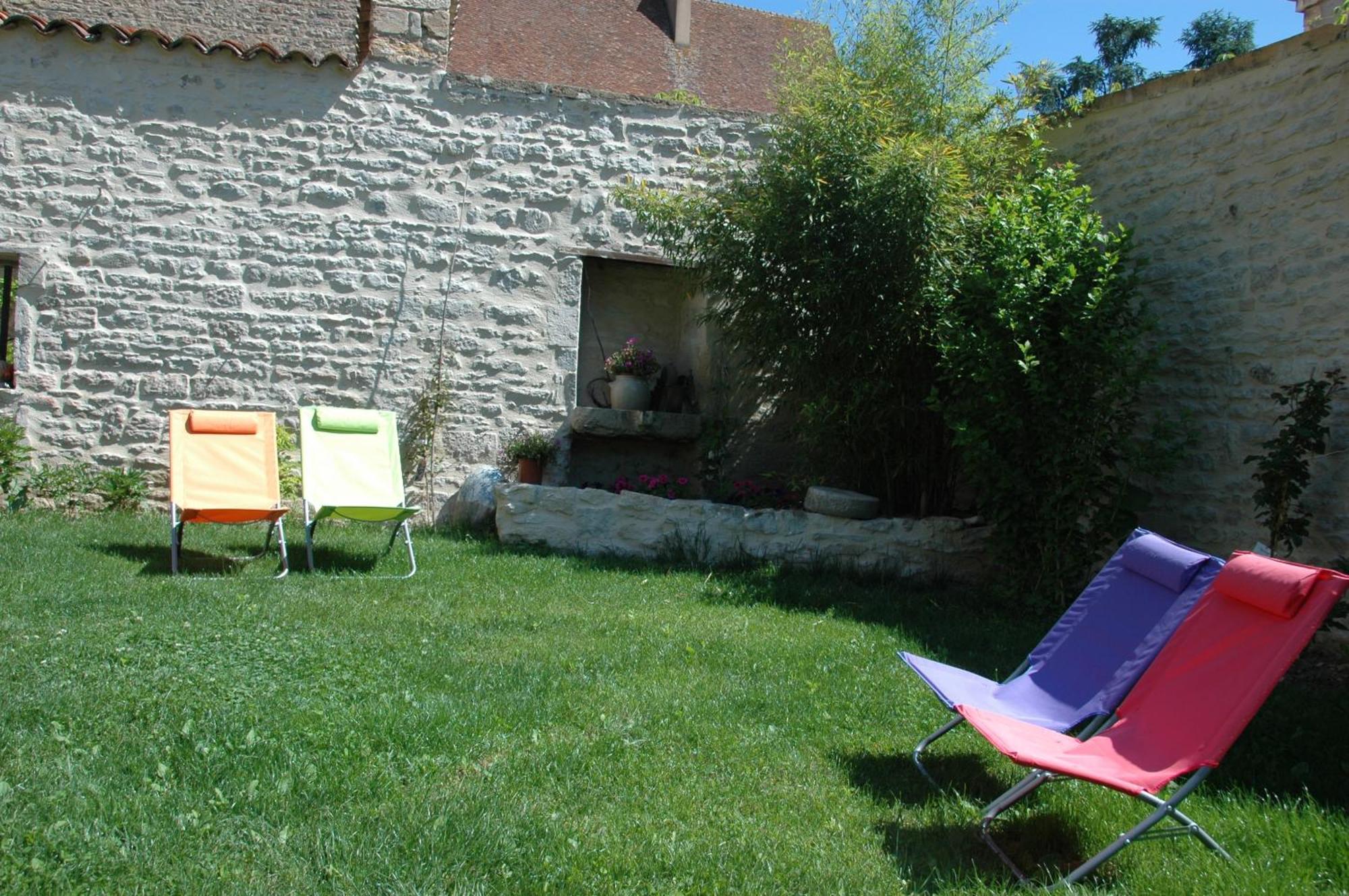 Le Clos De L'Abbaye Клюни Экстерьер фото